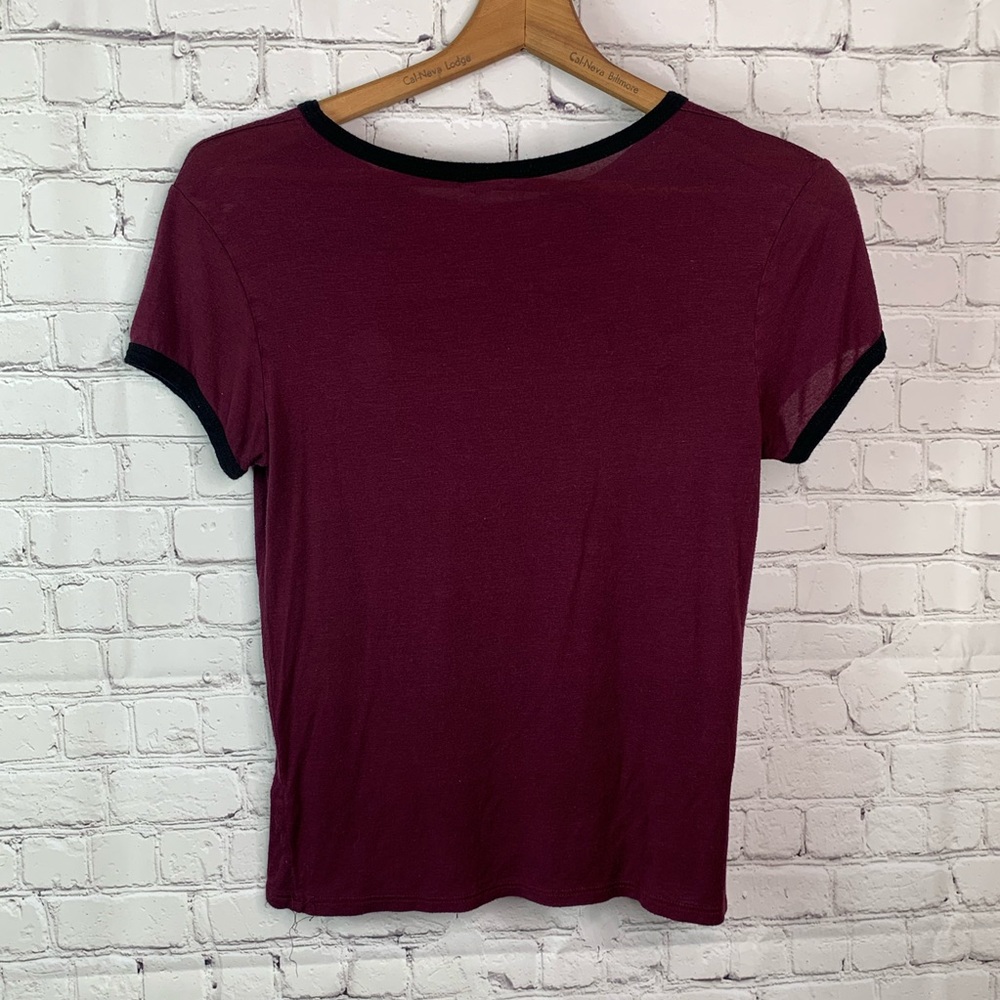 🌈3X$25⚡️French Pastry Alien Burgundy T-Shirt M - Picture 3 of 3